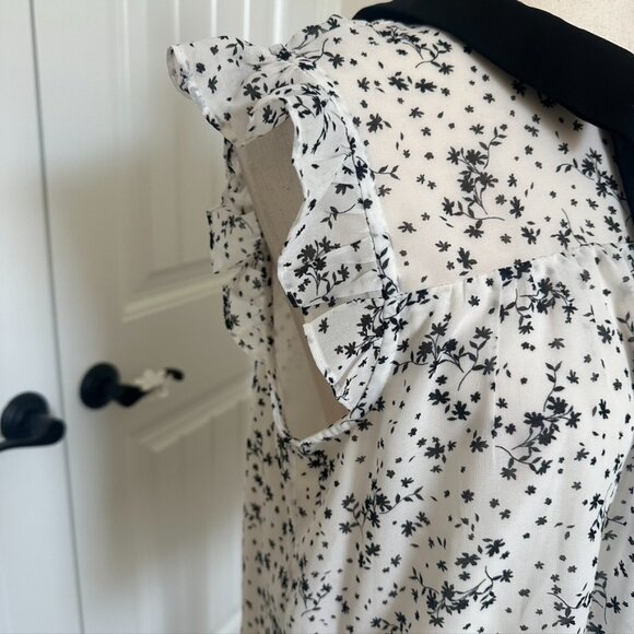 Cece Black White Floral print Sleeveless Collar Blouse Casual Tops M - Picture 4 of 6